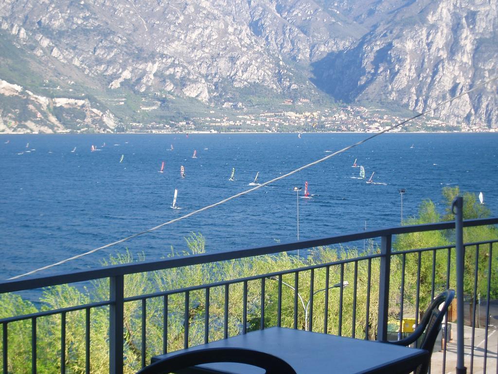 Hotel Casa Marinella Malcesine Buitenkant foto