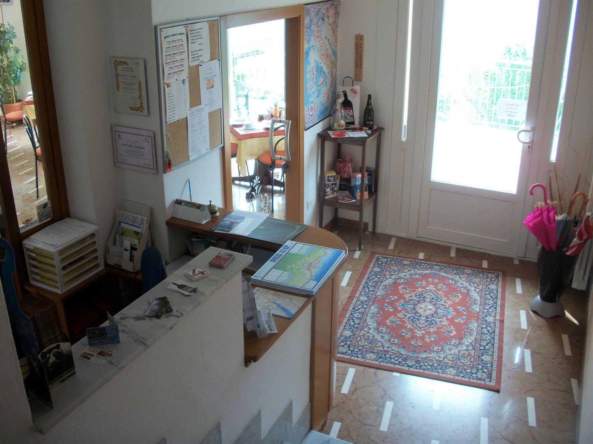Hotel Casa Marinella Malcesine Buitenkant foto